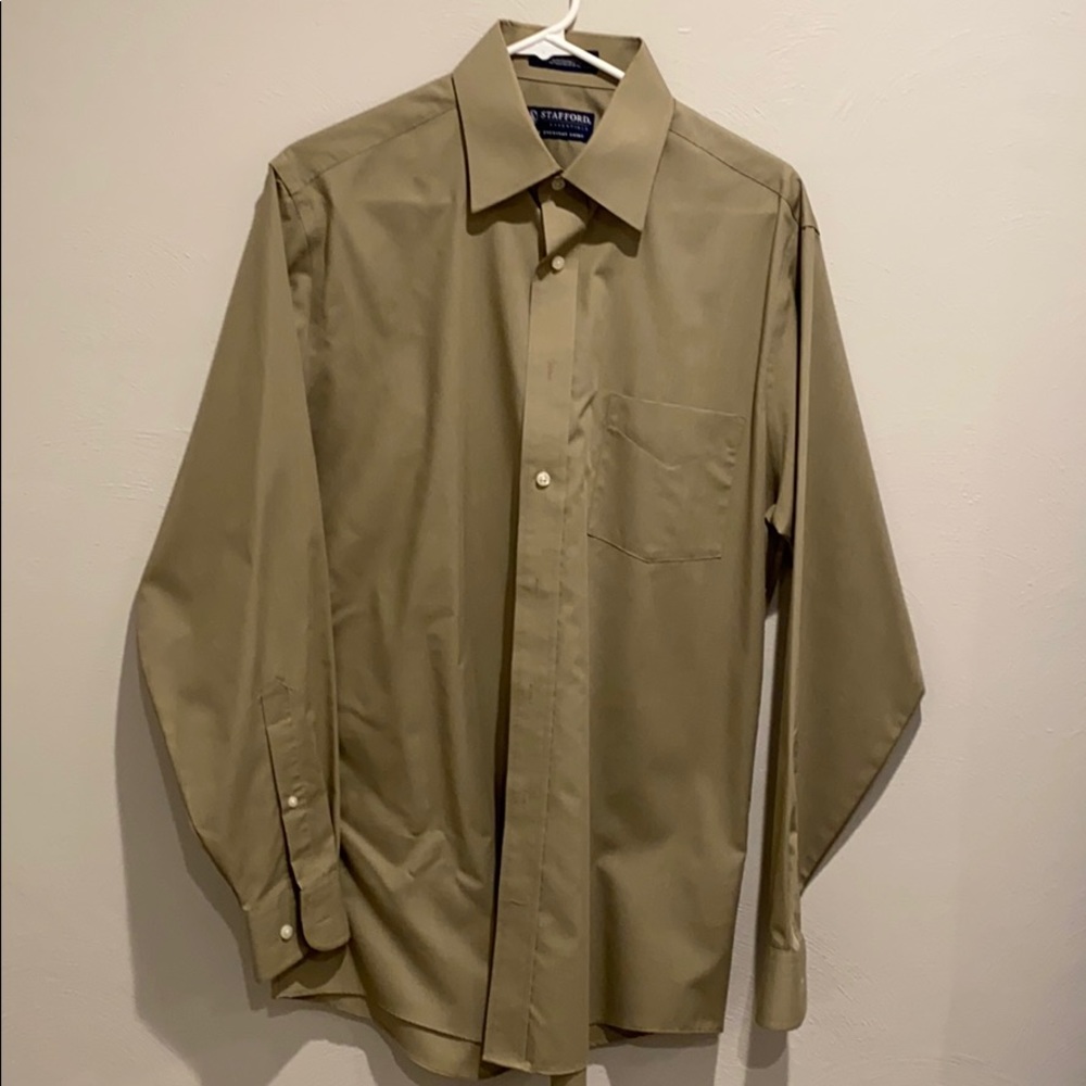 Men’s dress shirt